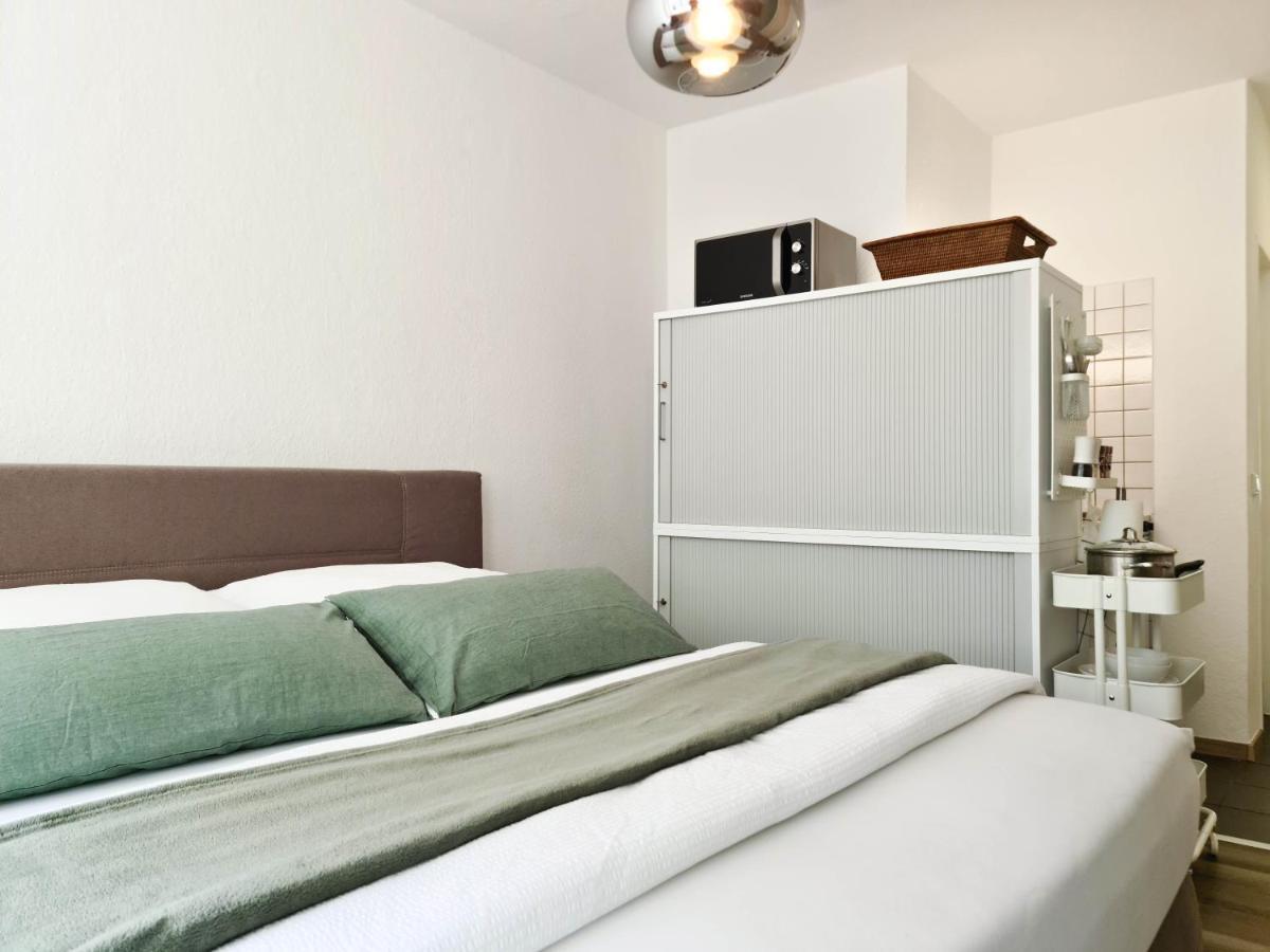 Schoene Ferienwohnung Im Zentrum Mit Self Check-In Und Free Wifi เอสเซน ภายนอก รูปภาพ